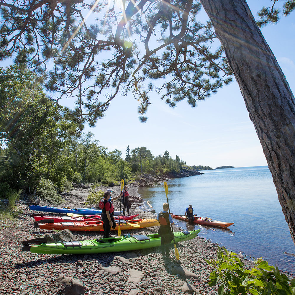 upper peninsula kayak tours